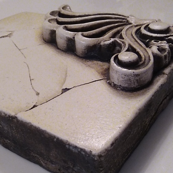 PLEIONE Atlantis Tile, like Sid Dickens. *Rare & Retired wall art collectible - Picture 3 of 10